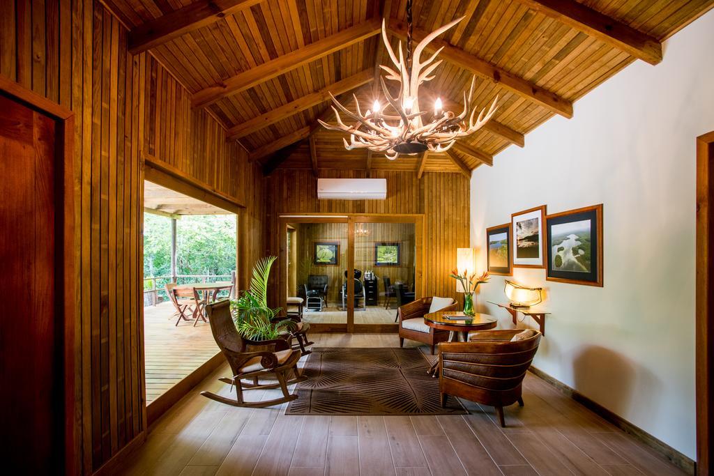 Las Lagunas Boutique Hotel Флорес Екстериор снимка
